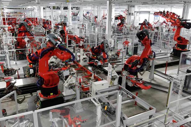 Linia produkcyjna w fabryce Foxconn,