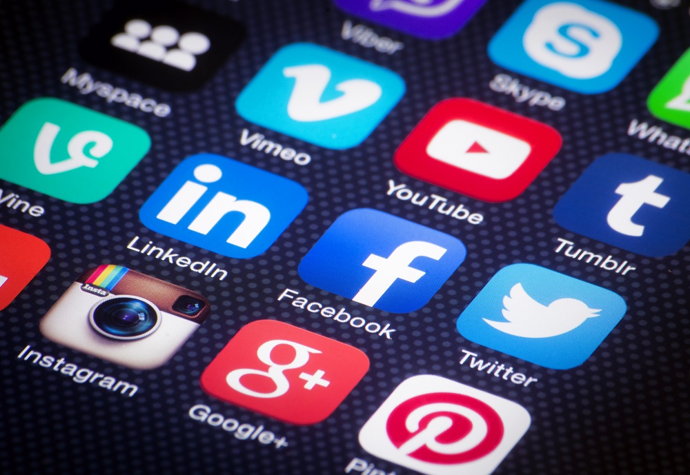 aplikacje, app, google, facebook, instagram, twitter, Voyager