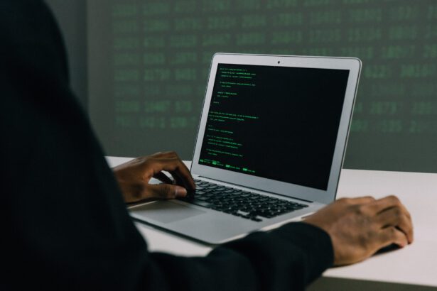 technologia, praca, atak wolumetryczny, cyberbezpieczeństwo, mon, ukraina, dane