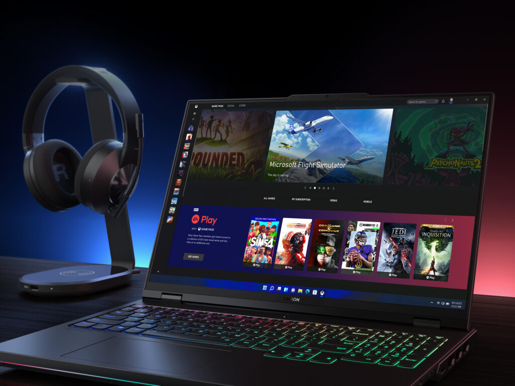 03 Legion Pro 7i On Screen